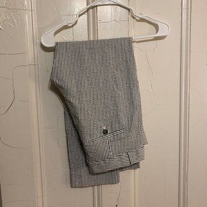 Banana Republic | Seersucker Crop Pants